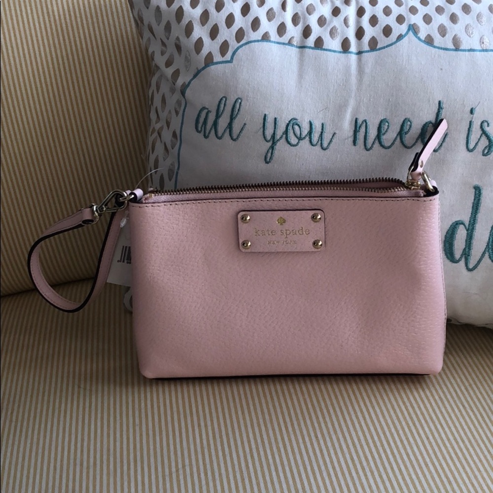 Kate Spade Wellesley Wristlet